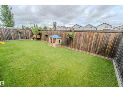 5420 162B AV NW photo 36