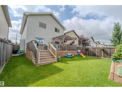 5420 162B AV NW photo 37