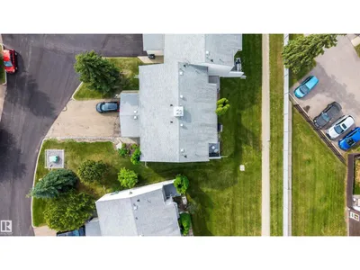 #17 3520 60 ST NW photo 35