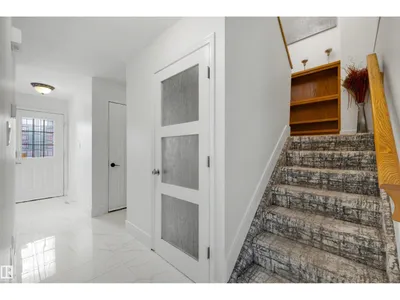 #17 3520 60 ST NW photo 13