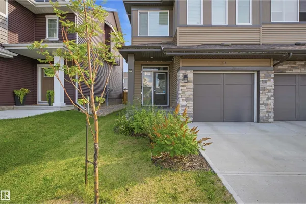 3877 CHRUSTAWKA PL SW photo 2