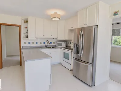 3911 117 ST NW photo 10