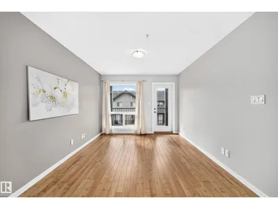 #302 9523 160 AV NW photo 15