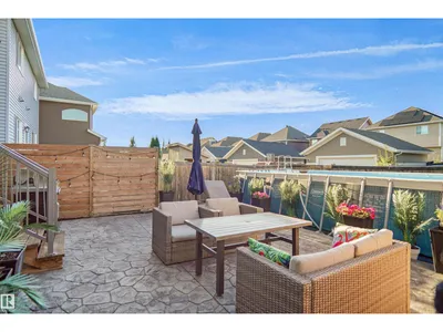 7812 18 AV SW photo 54