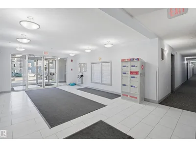 #205 11812 22 Ave SW photo 30