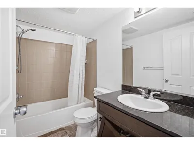 #205 11812 22 Ave SW photo 15