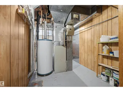 14008 94 ST NW photo 41