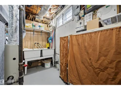14008 94 ST NW photo 42