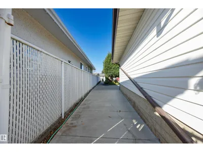 14008 94 ST NW photo 53