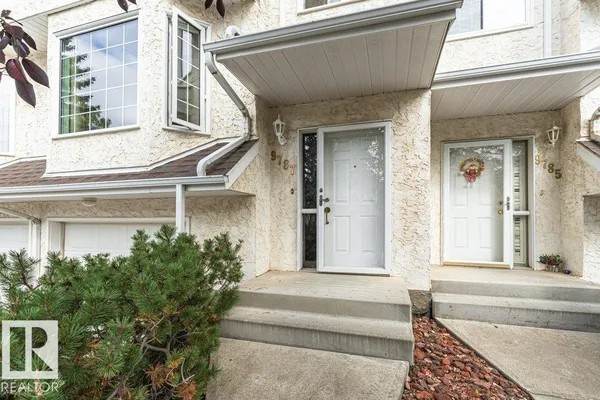 9787 176 ST NW photo 2