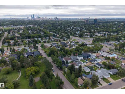 15009 108 AV NW photo 31