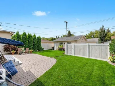 12112 38 ST NW photo 21