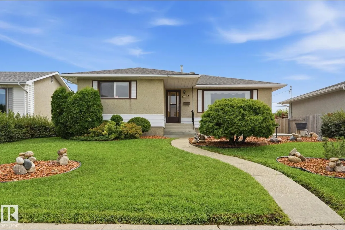 13303 DELWOOD RD NW exterior