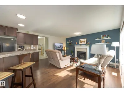 6303 18 AV SW photo 8