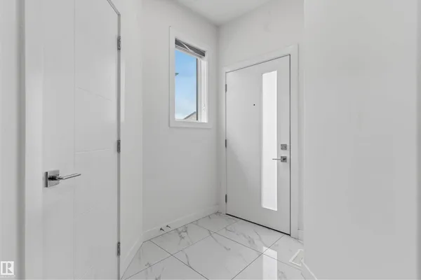 3606 41 AVE photo 3