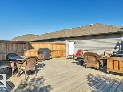 160 DESROCHERS GATE SW photo 47