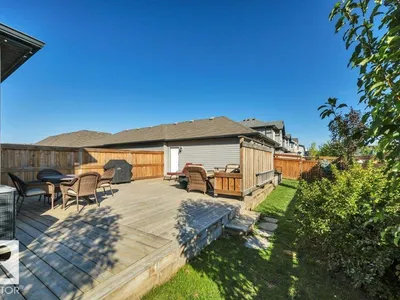 160 DESROCHERS GATE SW photo 48