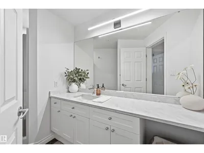 #503 9020 JASPER AV NW photo 32
