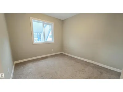 #92 16903 68 ST NW NW photo 15