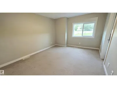 #92 16903 68 ST NW NW photo 10