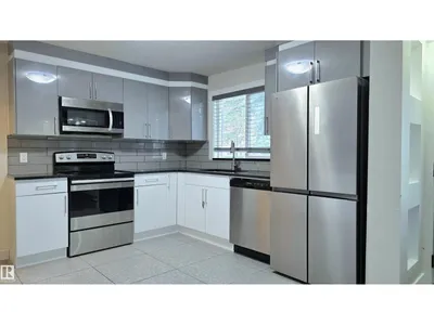 9131 83 AV NW NW photo 4