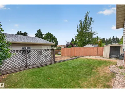 3968 55 ST NW photo 19