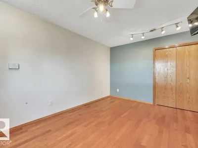 17927 92A ST NW photo 32