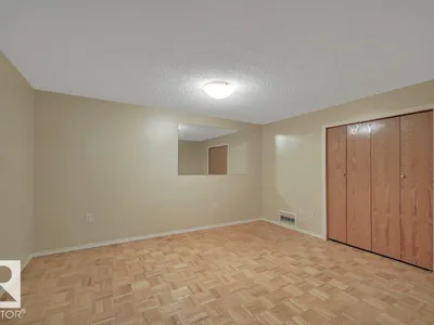 17927 92A ST NW photo 40