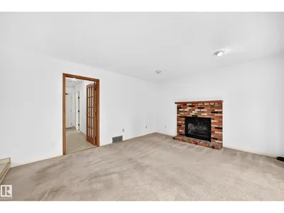 17915 99A AV NW NW photo 20