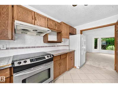 17915 99A AV NW NW photo 14