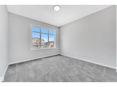 16832 49 ST NW photo 21