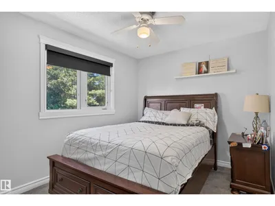 8632 184 ST NW photo 35