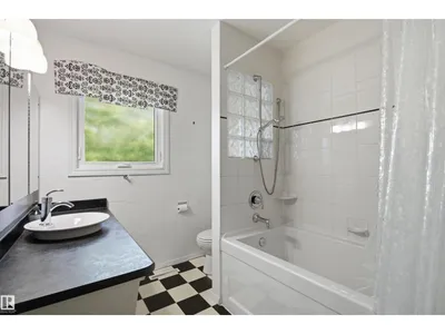 10138 74 ST NW NW photo 35