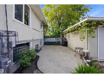 10138 74 ST NW NW photo 11