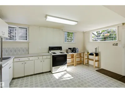 10138 74 ST NW NW photo 39
