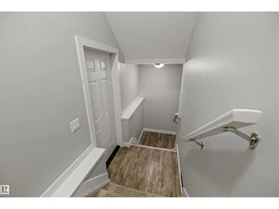 9622 77 AV NW photo 25
