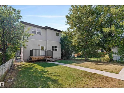 9622 77 AV NW photo 35