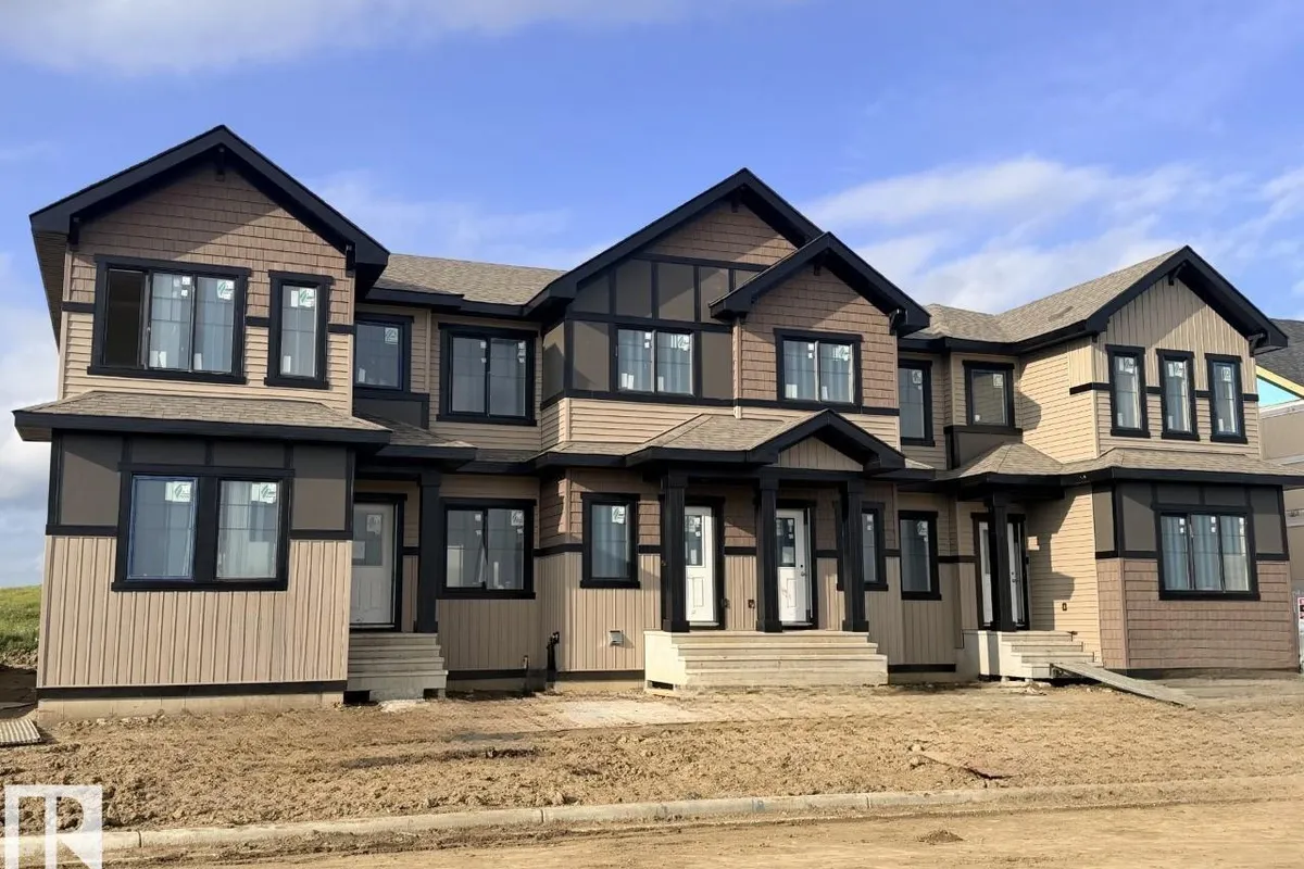 29 McLeod AV exterior