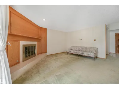 #18 500 LESSARD DR NW photo 9
