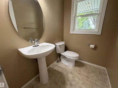 1750 Tomlinson CM NW photo 8