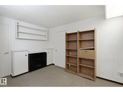 10527 137 AV NW photo 20