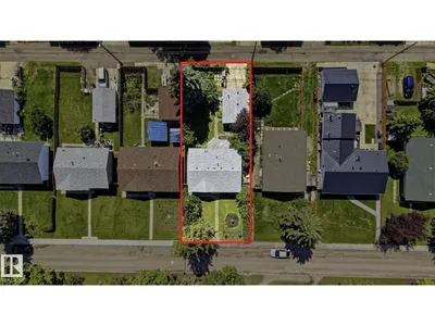 10527 137 AV NW photo 29