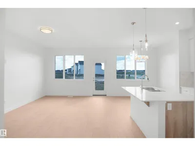 18967 28 AV NW photo 7