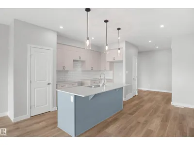 18963 28 AV NW photo 12