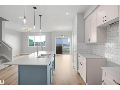 18963 28 AV NW photo 15
