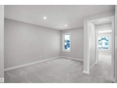 18963 28 AV NW photo 17