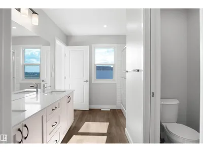 18963 28 AV NW photo 23