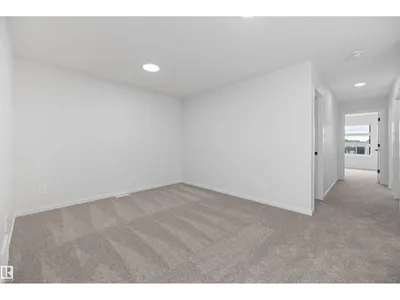 8632 224 ST NW photo 25