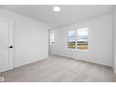 8632 224 ST NW photo 36