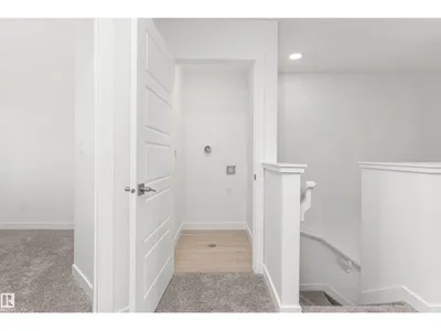 593 177 AV NE photo 16